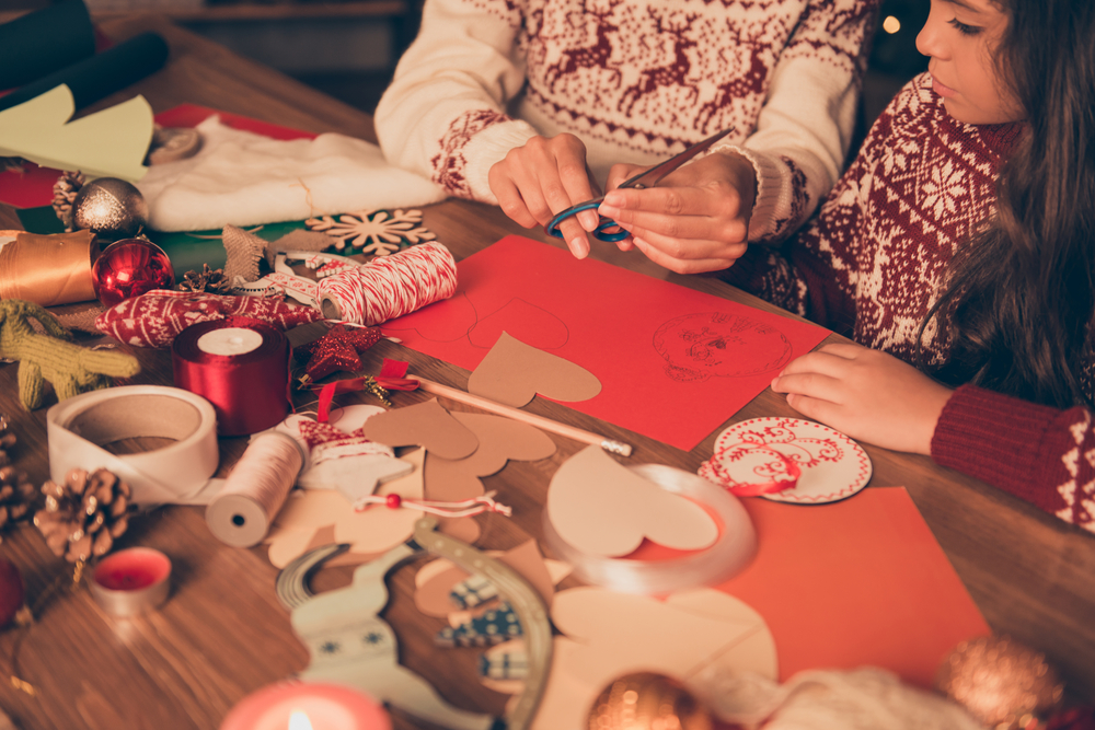 Consejos para elaborar tu propia decoración navideña